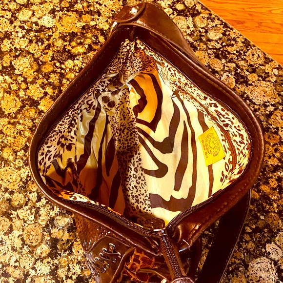 Gorgeous Vintage Ruby Rd Hand Bag. Very Classy Hobo hand bag. - Picture 7 of 8